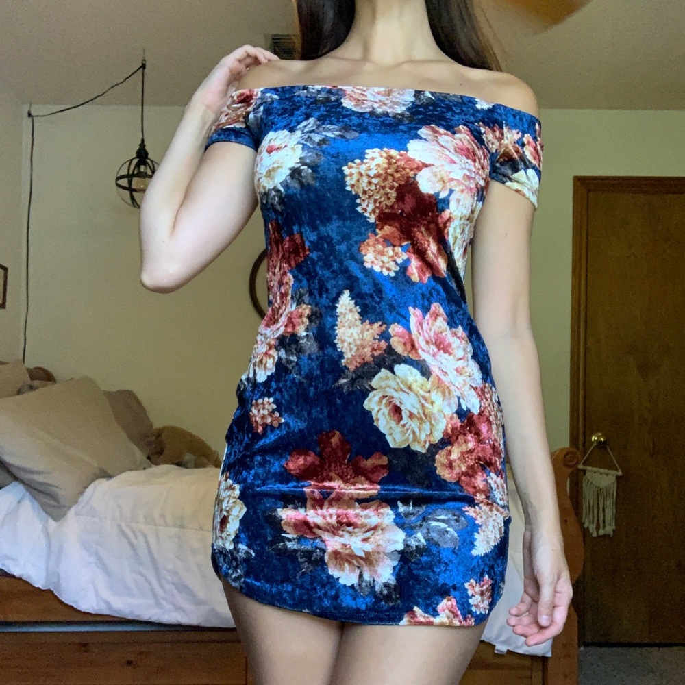Tight Navy Floral Mini Dress